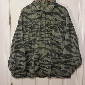 Vintage M-65 Tiger Stripe Jacket Whitfield Intl. US Military Field Coat Camo 80s